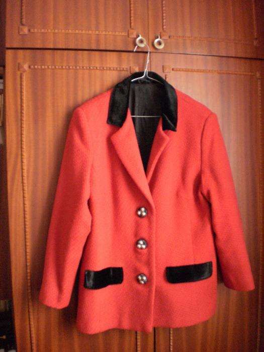 Sacouri de dama, diferite modele, masura 44