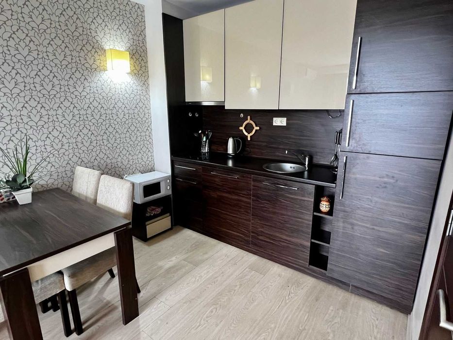 Продава се Двустаен апартамент в к.к. Слънчев бряг - 62 кв.м за 1420 €/кв.м - Снимка #5