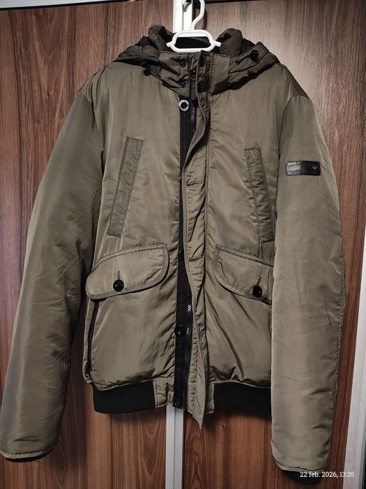 Vând giaca, mărimea Xl