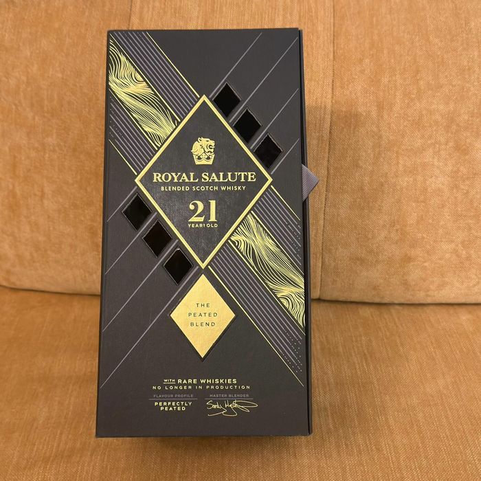 Sticla cu cutia Black Edition