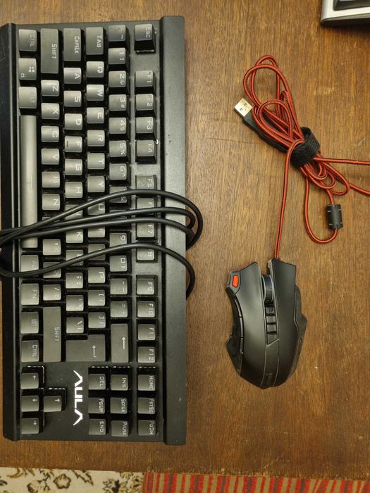 Геймърска конфигурация Ryzen 5 3600X/RX 580 8GB/16GB/256GB+2TB/24"