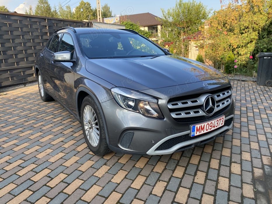 MERCEDES-BENZ GLA 2017 — imagine 2