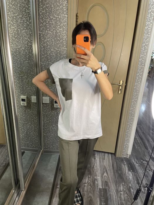 Продаю новый костюм