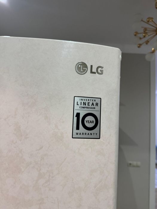 продается холодильник