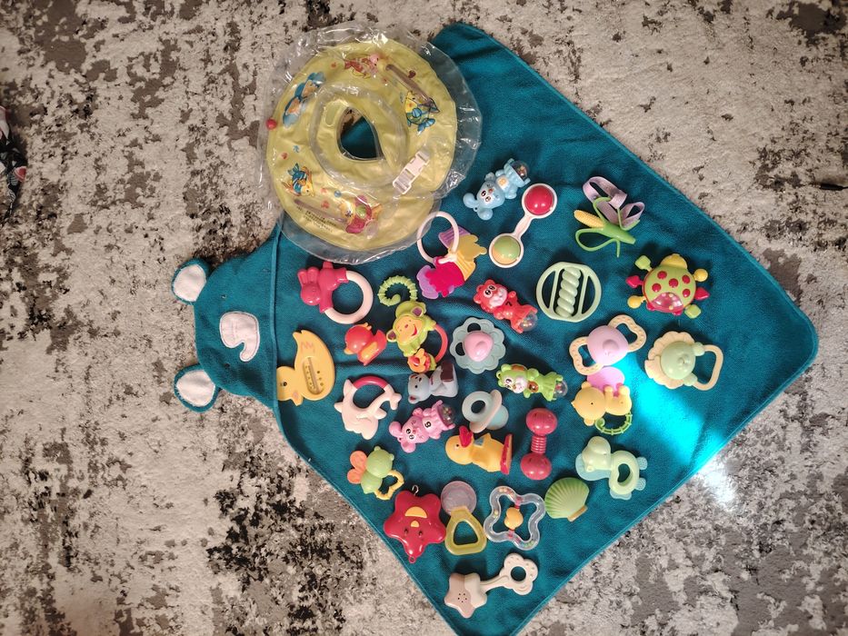 Все для маленьких деток погремушки.