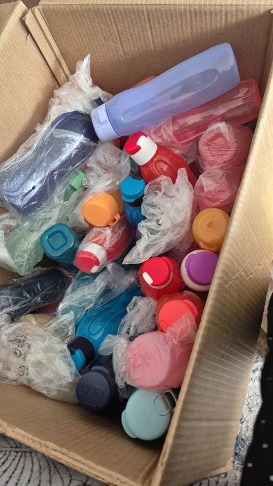 Бутылки тапервар для школы