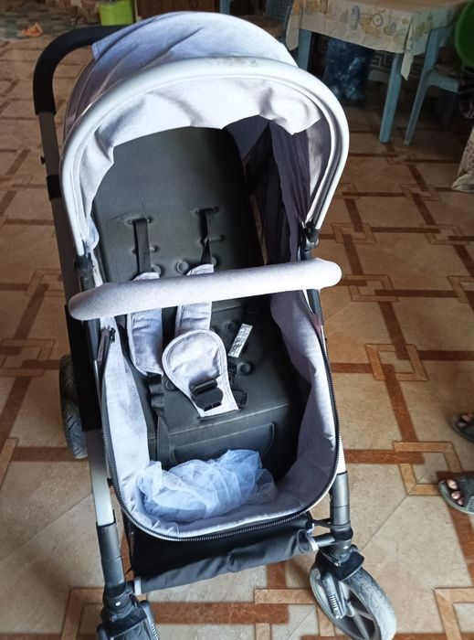 Продается коляска трансформер.