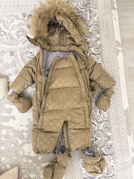 Продаю комбинезоны по 5