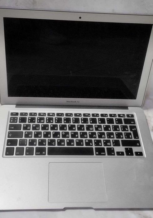 Apple MacBook Air 13 дюймов (лот 910797 г.Щучинск ул.Едомского 36/2)