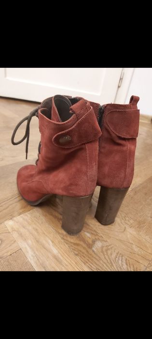 Botine damă GEOX din piele întoarsă naturala