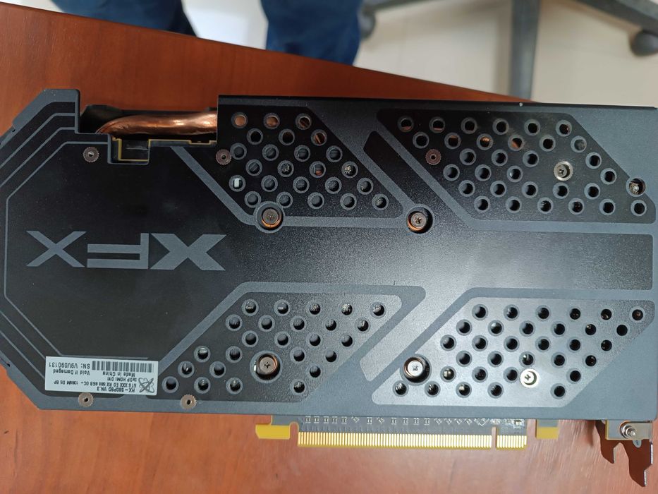Видео карти за компютри 8GB