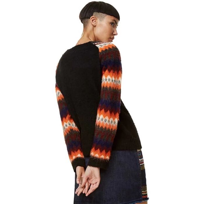 нов дамски пуловер  Desigual