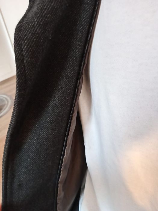 Vând palton pt bărbați