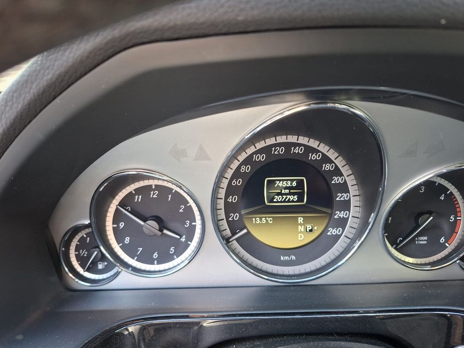 E250 4 matic Automat 200mi km