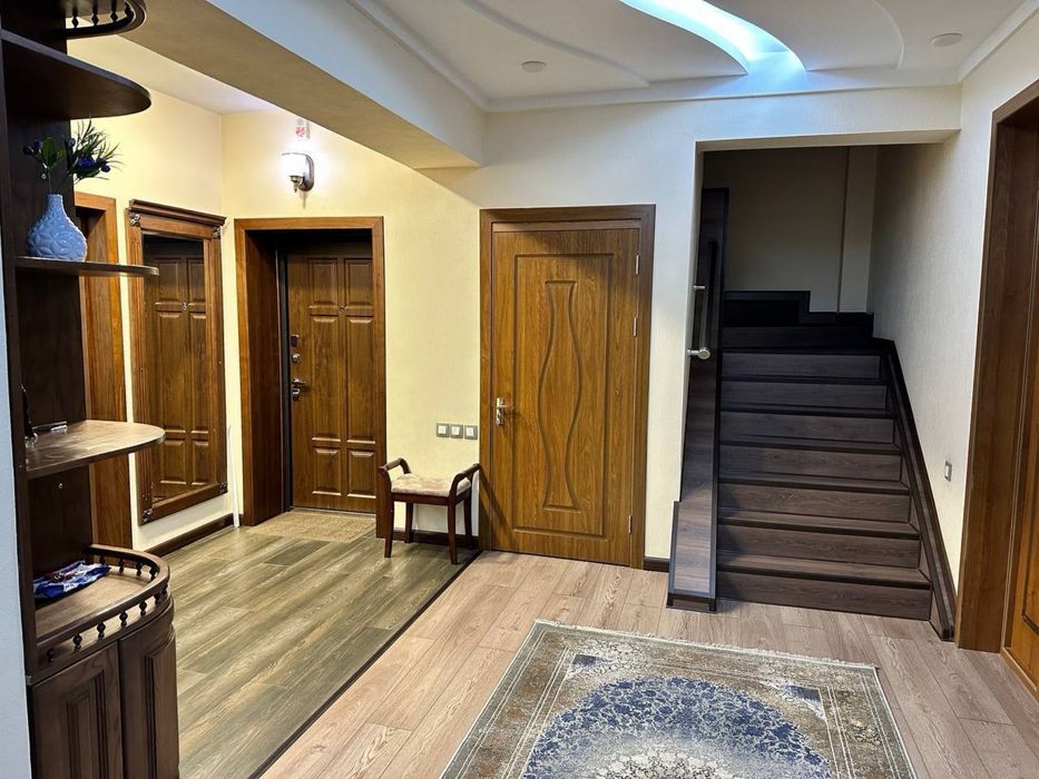 Продается 4+5 комнатная квартира,ЖК Габус,Ракат Махалля,350м2