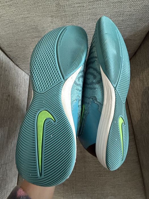 Кроссовки футбольные Nike оригинал