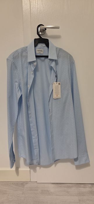 Camasa Calvin Klein marimea 38(S-M) NOUA, cu eticheta
