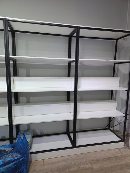 Стеллажи для бизнеса