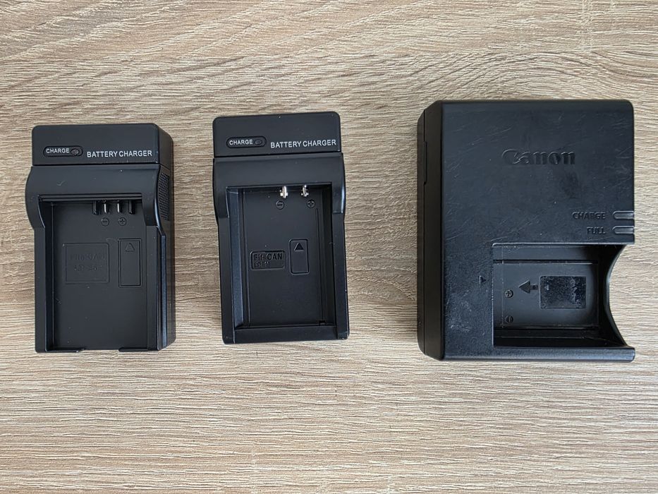 Alimentator Canon pentru acumulator LP-E5, LP-E10,  LP-E17