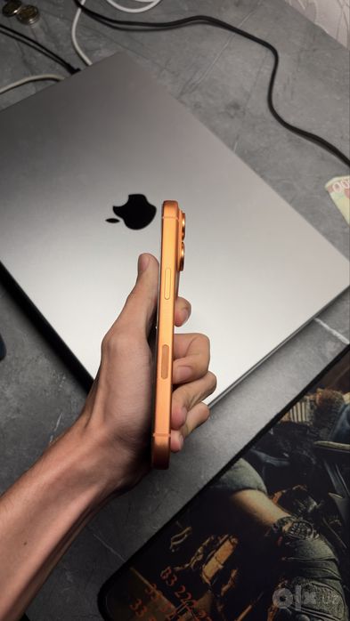 iPhone 17pro 1TB 93% orange