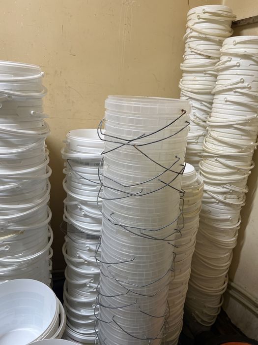 Продам пластиковые ведра