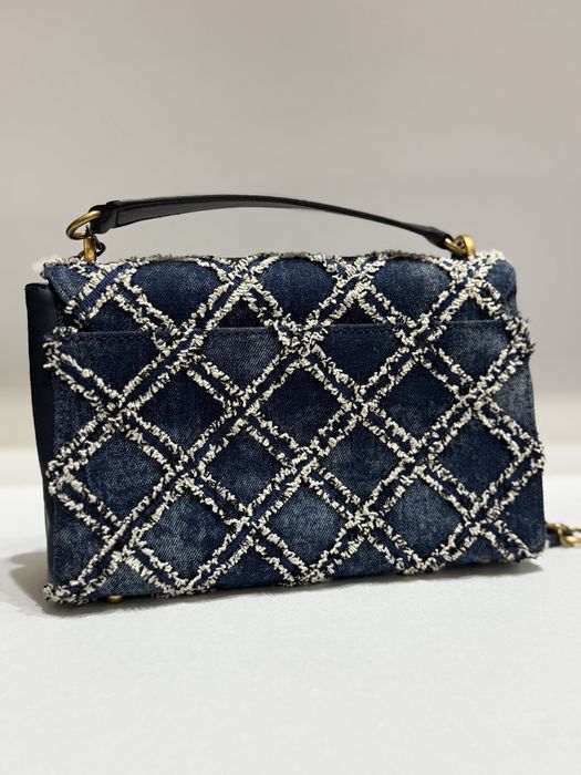 Продам сумку Guess