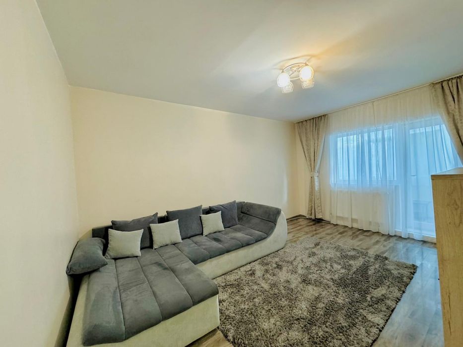 Proprietar, inchiriez apartatrmt 2 camere in mazepa 2. Pret 550€