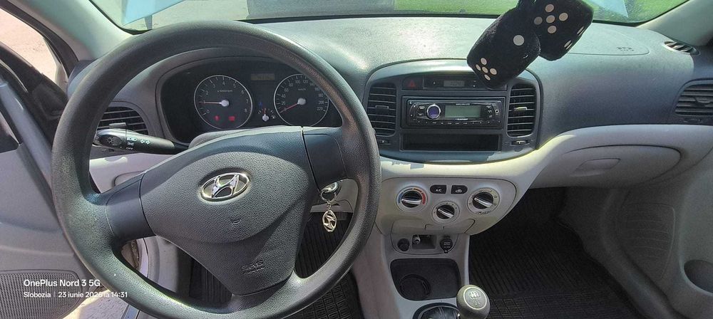 HYUNDAI Accent 2008 — imagine 4