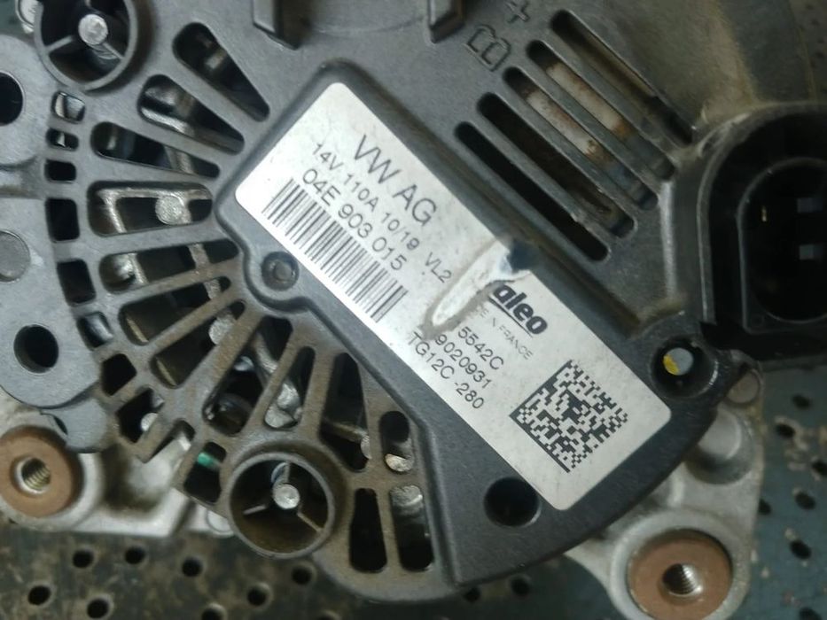 alternator 1.0 tsi vw  golf 7  audi a3 8v seat  leon skoda fabia 3 octavia 3 04e903015
