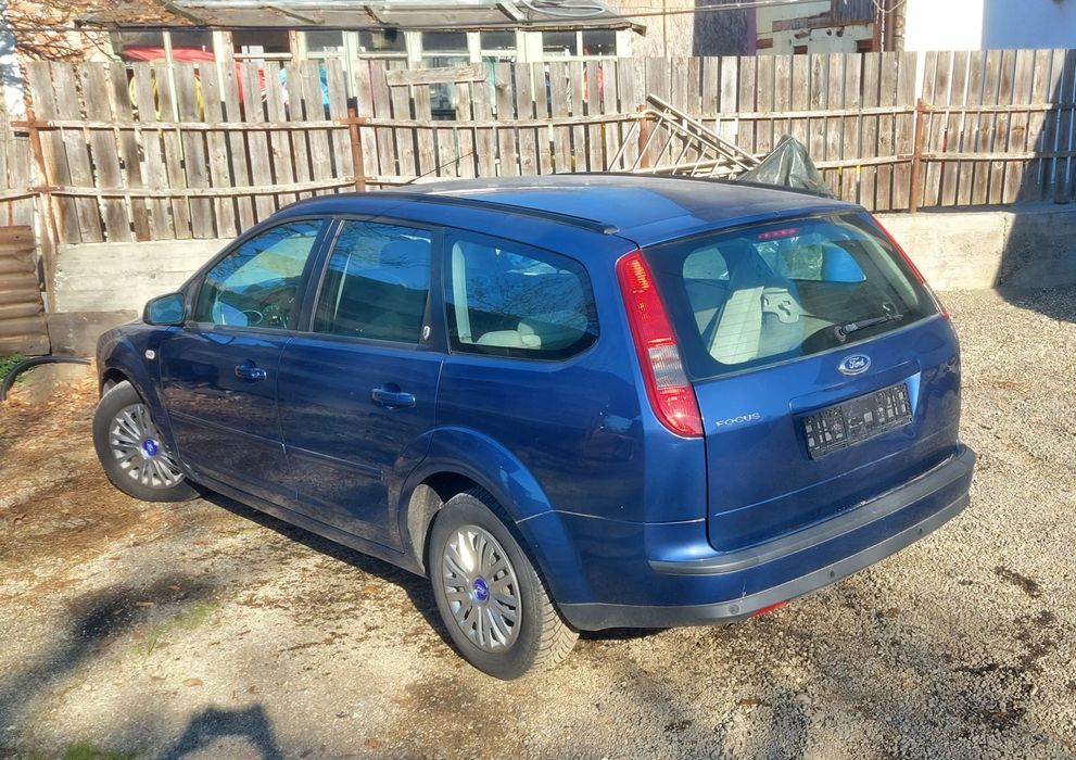 FORD FOCUS 1.6 Benzina Cutie Automata + Extra dotari