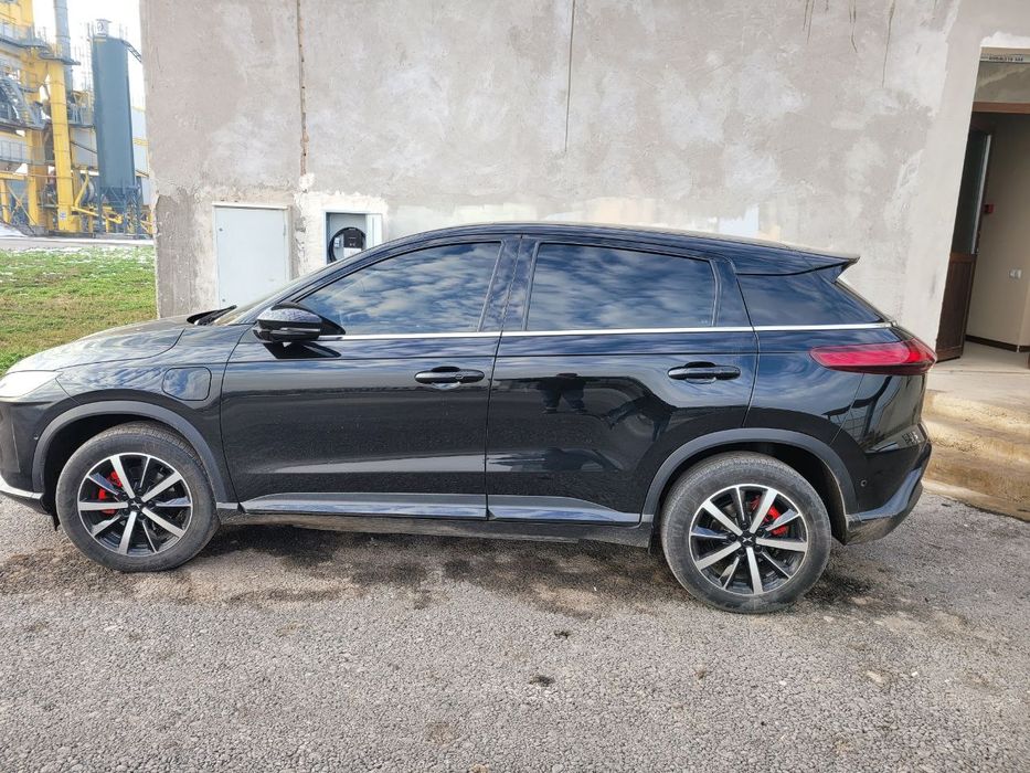 Электромобиль Xpeng G3 в отличном состоянии