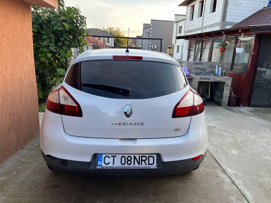RENAULT Megane 2015 — imagine 2