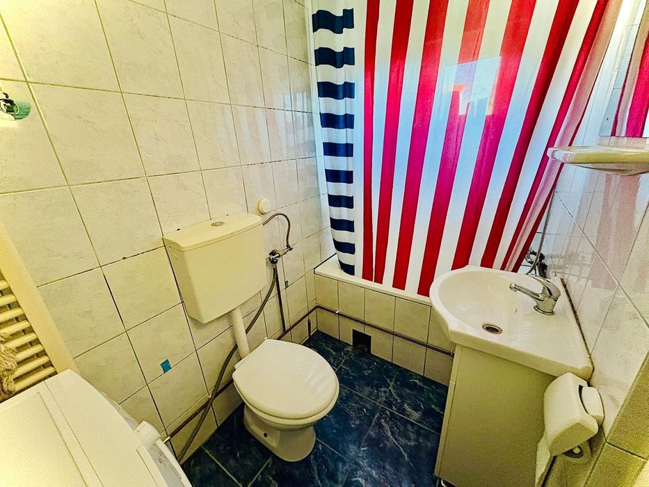 Apartament 2 camere la casa zona Centrala