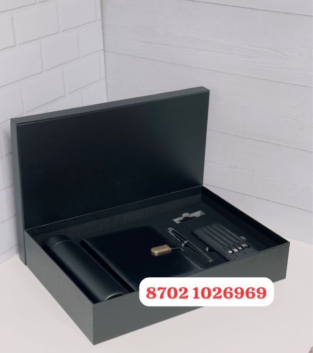 Подарочный набор! Блокнот,тремос,ручка техника! Оптом