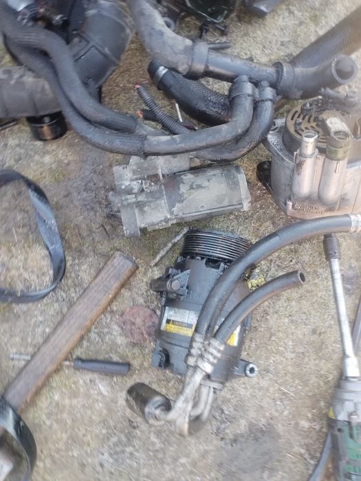 Alternator electromot turbo injector abs volanta motor 2.2 G9T RENAULT