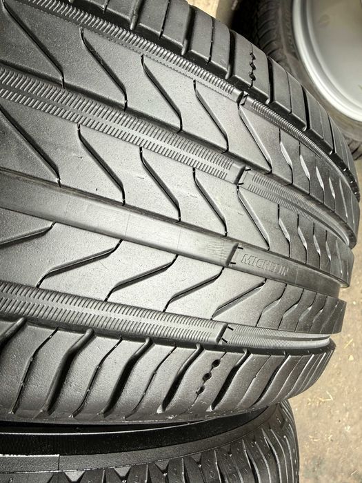 2x Anvelope Vara 205/55 R17 - Michelin Primacy 5