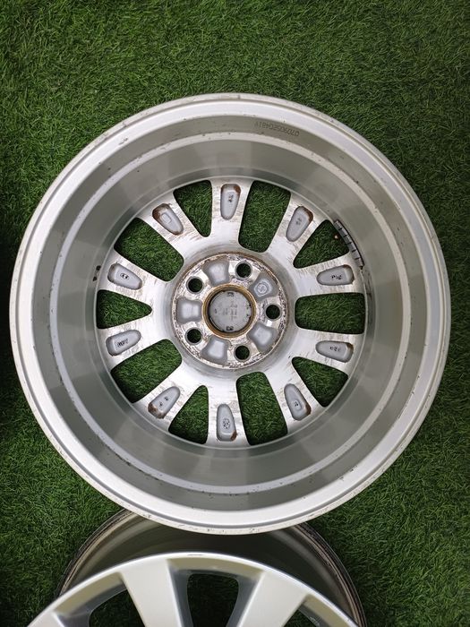 Диски R16 5x114.3 на Toyota и другие.