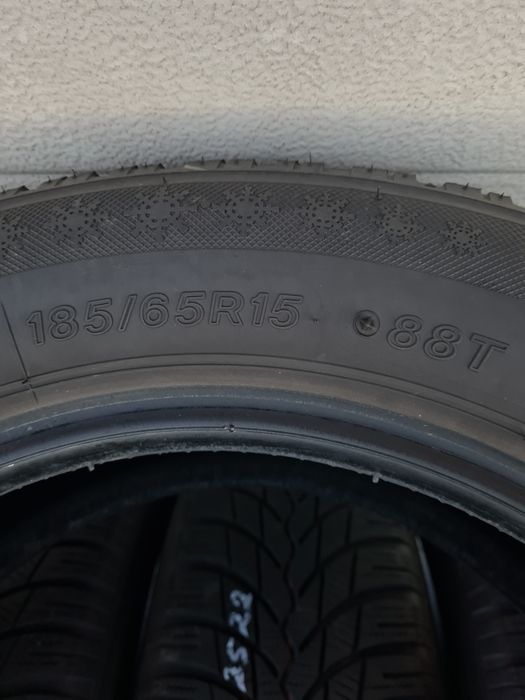 Зимни гуми 4 броя LASSA Snoways4 185 65 R15 дот 2522