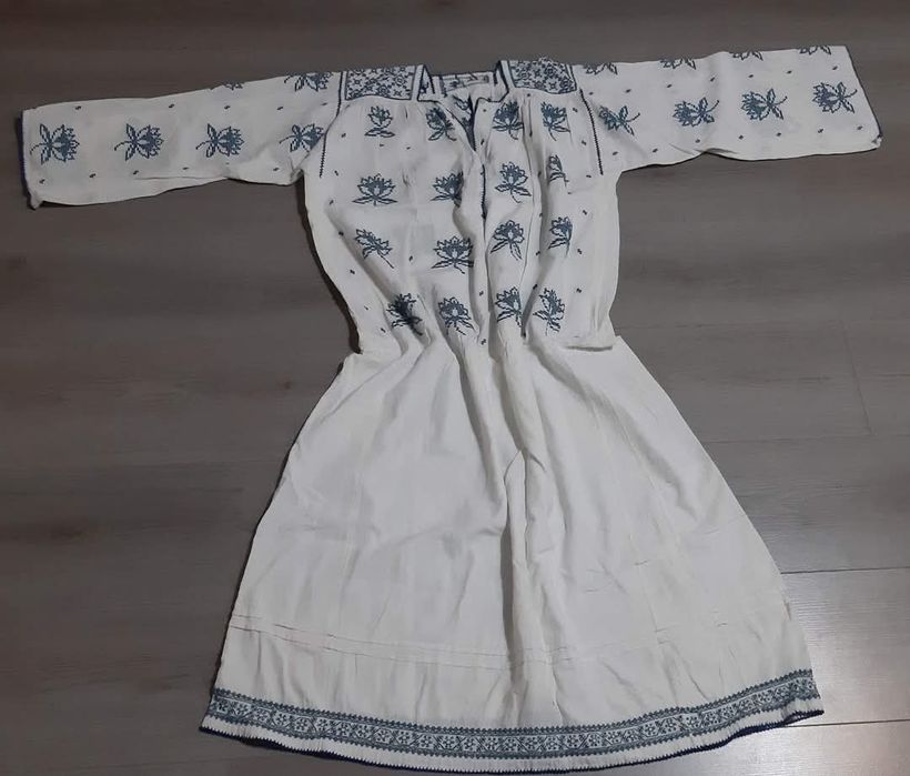 Costum popular vechi