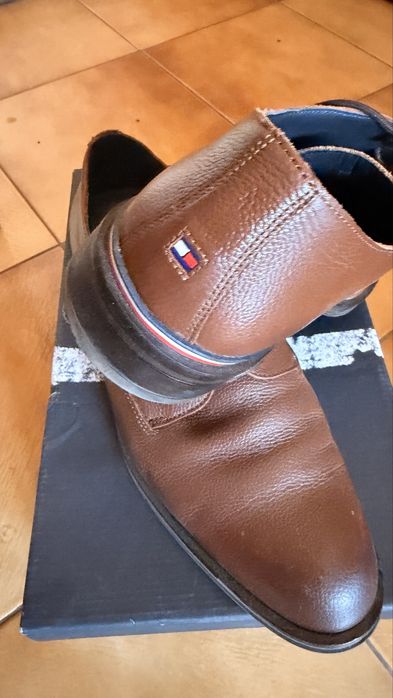 Официални обувки Tommy Hilfiger 44 номер