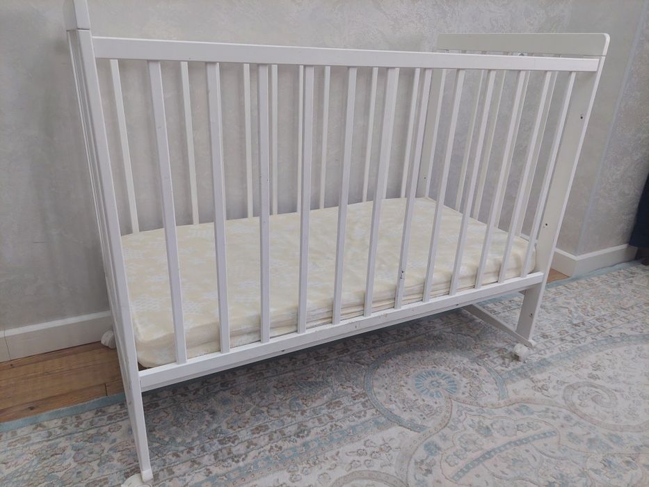 Манеж детский с матрасом