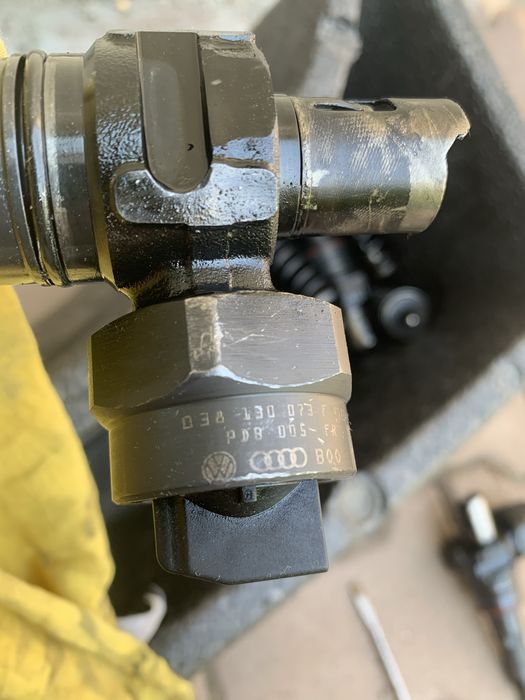 Помпа Дюза 1.9 TDI 116 к.с 0 381 300 73
