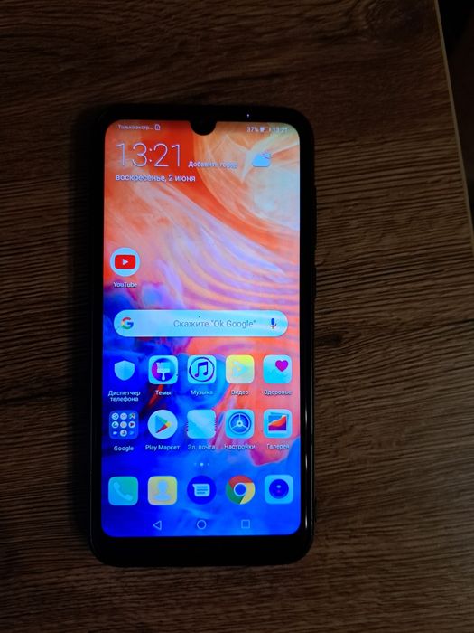 Продам телефон Huawei y7 2019