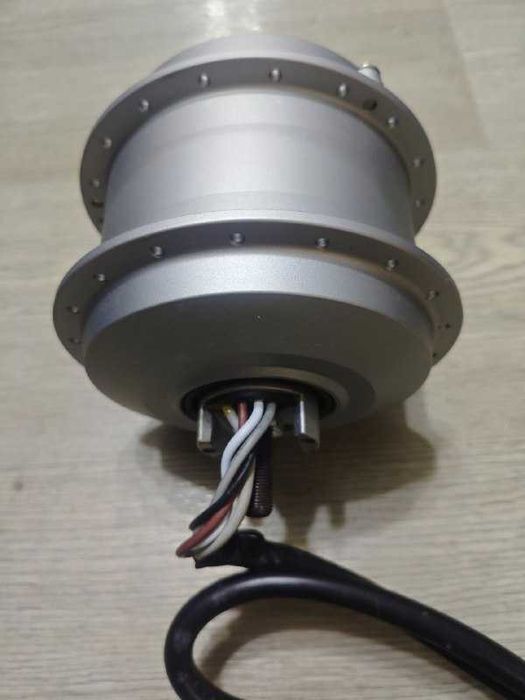 Электромотор с планетарным редуктором на велосипед