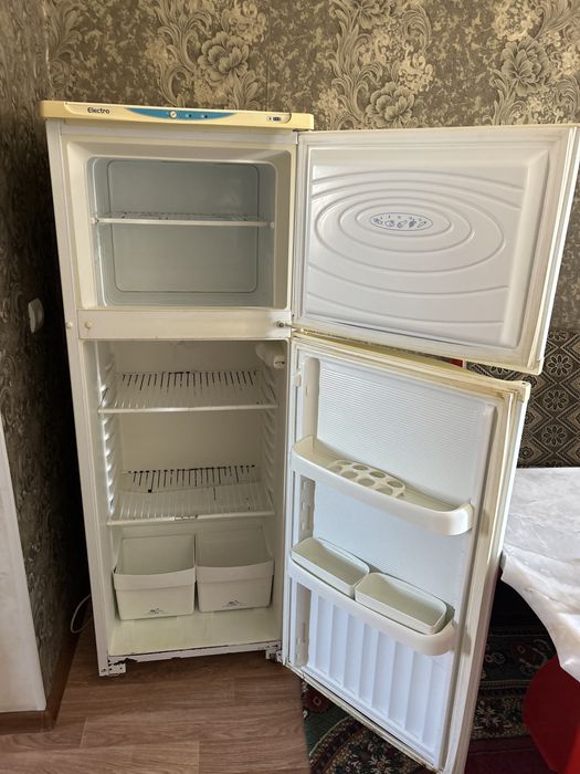 Буу холодильник.
