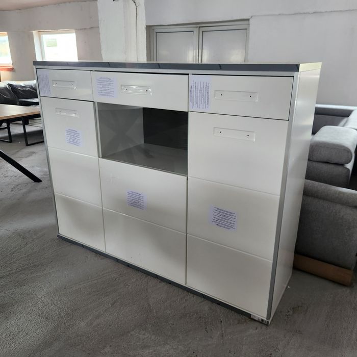 SS30! NOU Vitrină alb "Livetastic"