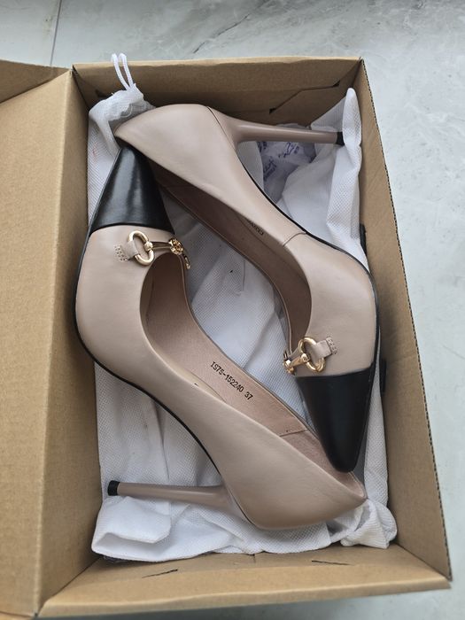 Продам туфли за  25