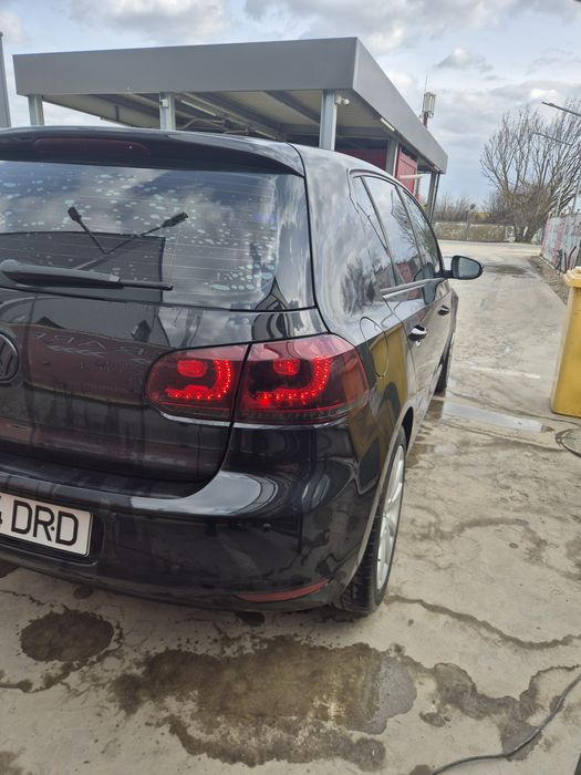 VOLKSWAGEN Golf 2011 — imagine 5