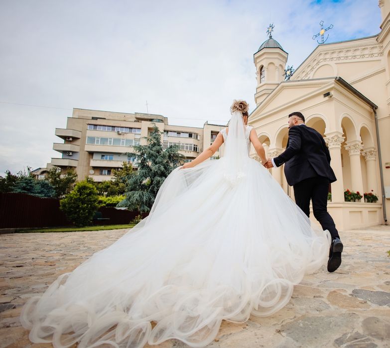 Rochie Mireasa cu trena