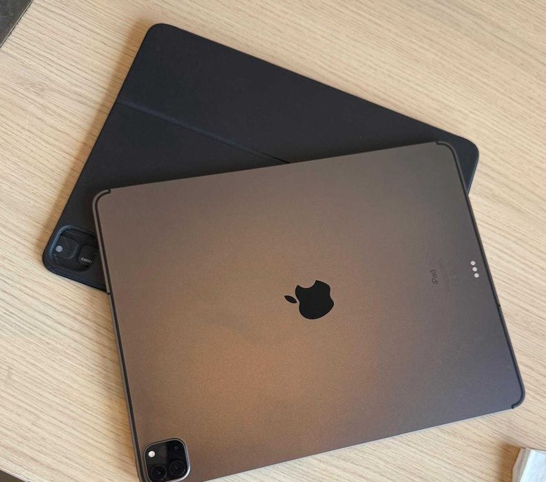 iPad Pro 12.9" (Gen 4) LiDAR 128GB  Smart Folio - Pachet Complet Pro